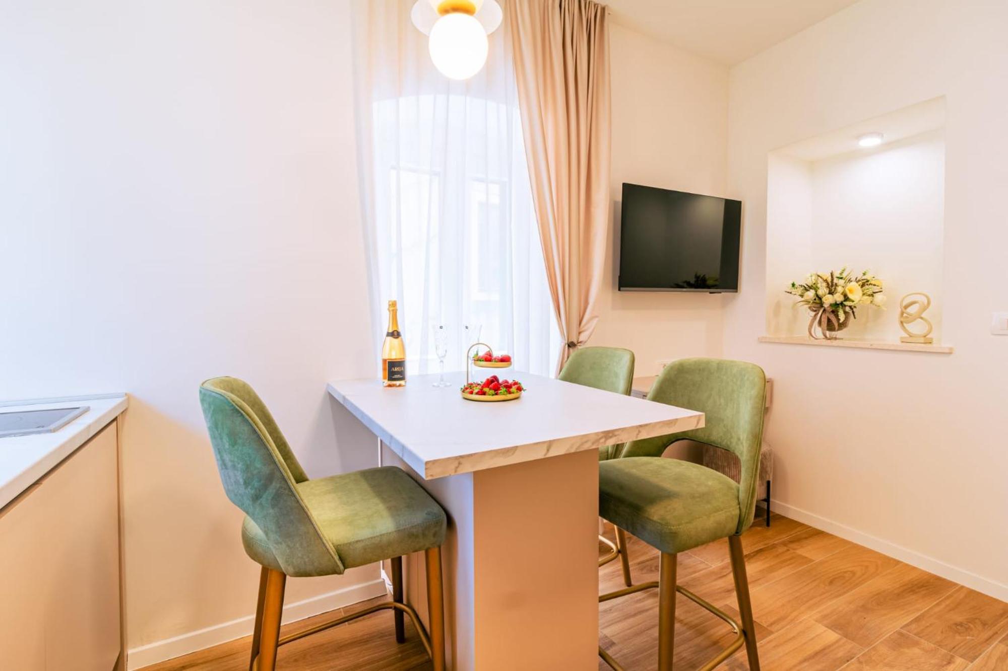 Luxury 2 Bedroom-2 Bathroom Apartment & Studio App With Rooftop Terrace سبليت المظهر الخارجي الصورة