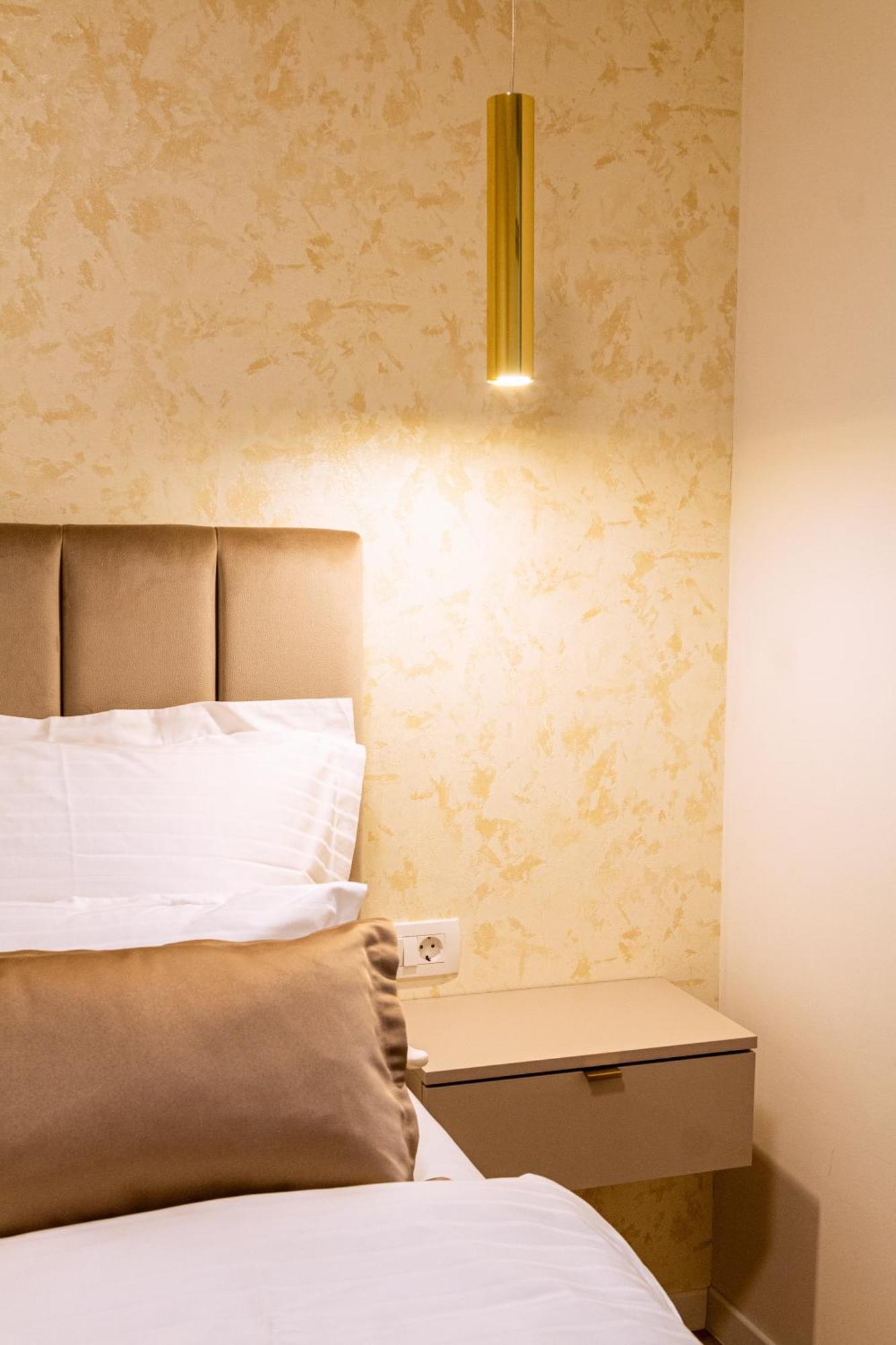 Luxury 2 Bedroom-2 Bathroom Apartment & Studio App With Rooftop Terrace سبليت الغرفة الصورة