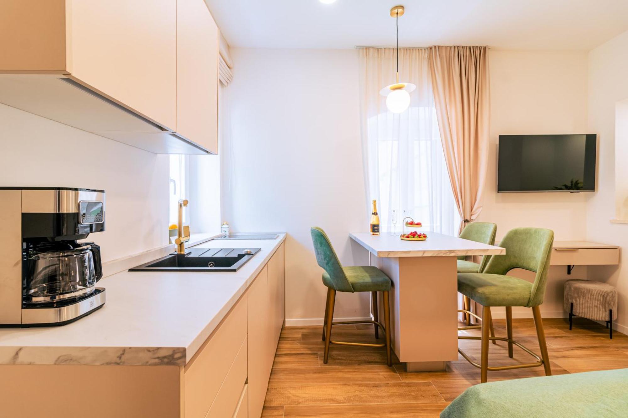 Luxury 2 Bedroom-2 Bathroom Apartment & Studio App With Rooftop Terrace سبليت المظهر الخارجي الصورة